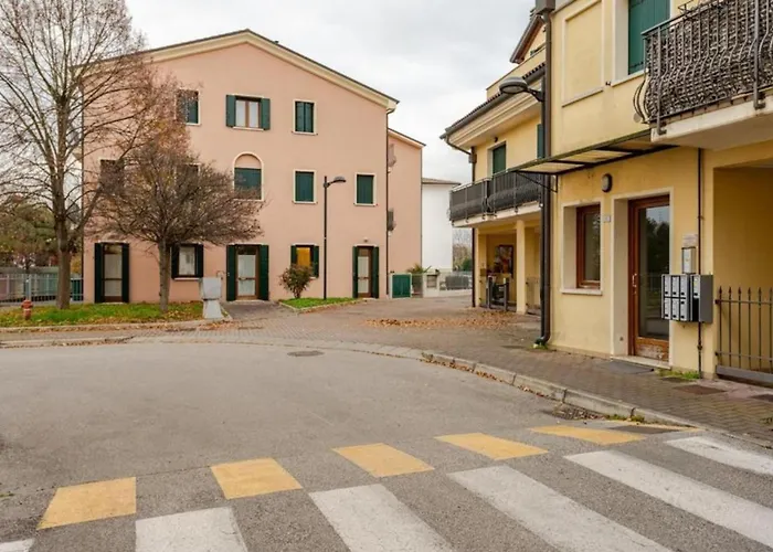 Bilocale Moderno A アパート Conselve