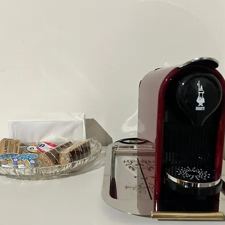 Bilocale Moderno A Apartament